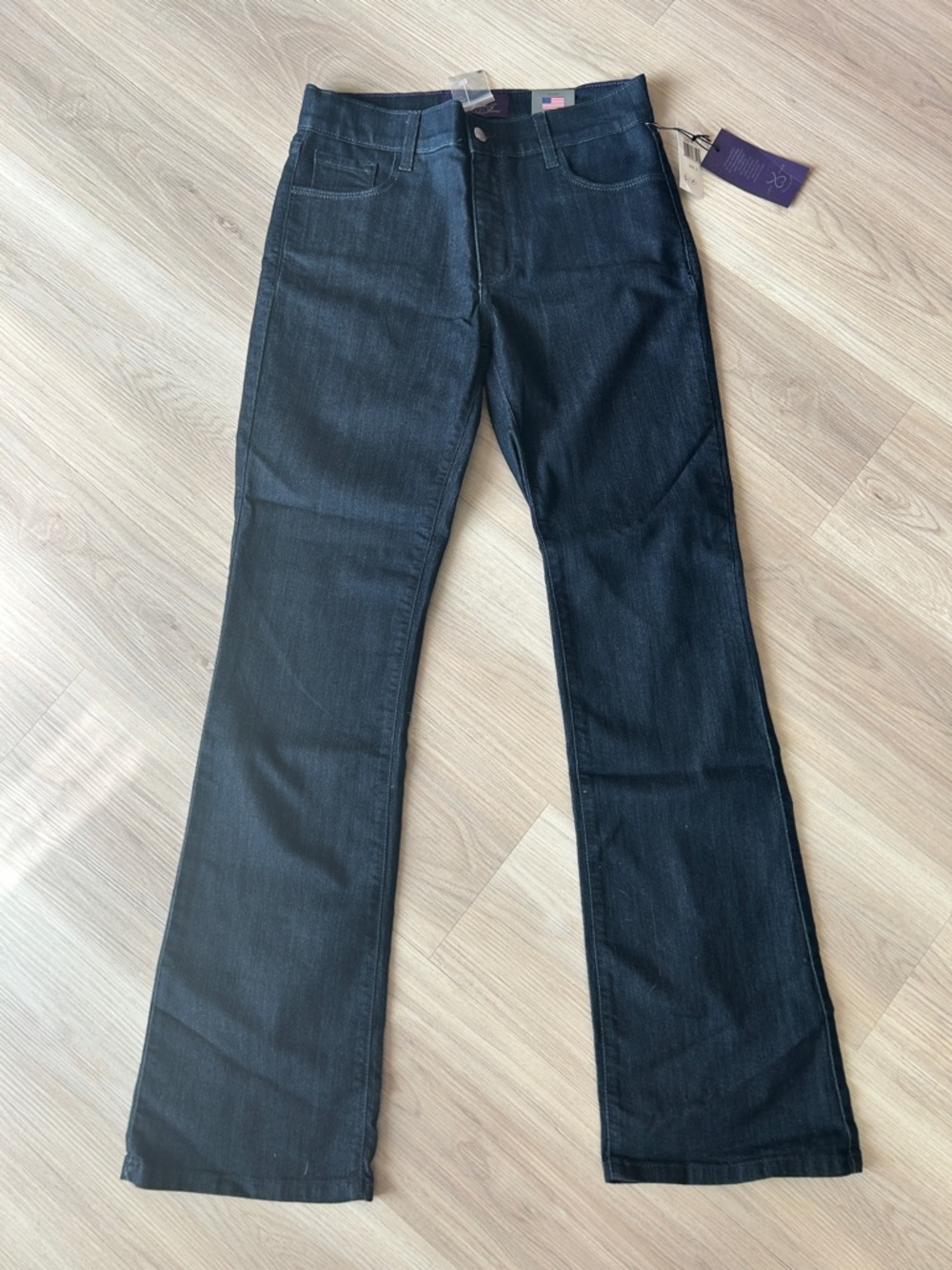 NYDJ Classic Boot Cut Jeans 6 Dark Wash NWT Blue Denim Embellished Glam Casual